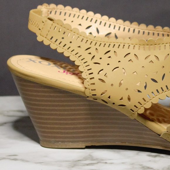 SANDALS - Picture 3 of 5